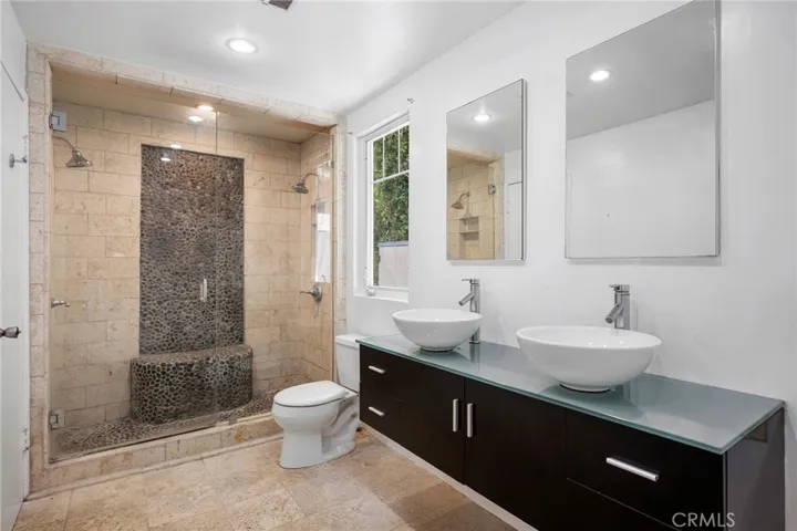 5806 Noble, Sherman Oaks, California 91411