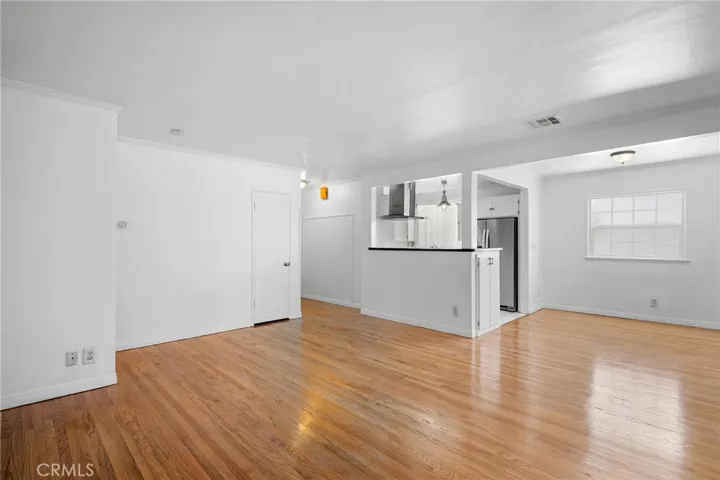 5806 Noble, Sherman Oaks, California 91411