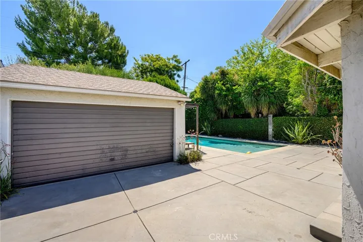 5806 Noble, Sherman Oaks, California 91411