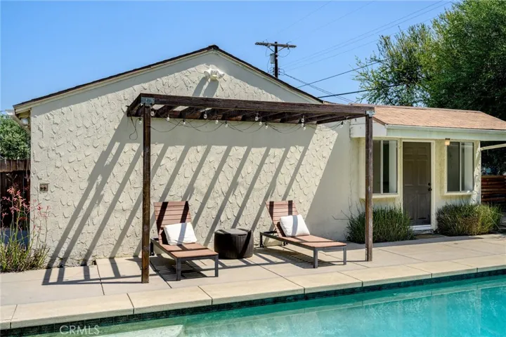 5806 Noble, Sherman Oaks, California 91411