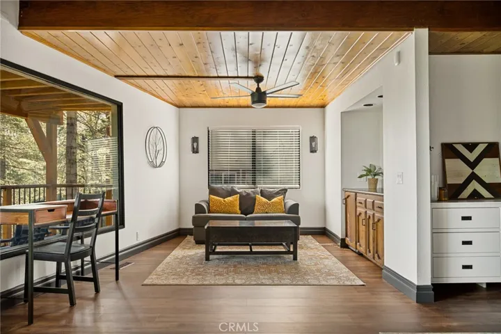 Sitting Area
