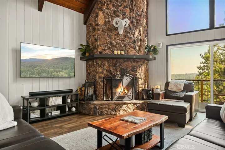 26566 Spyglass, Lake Arrowhead, California 92352