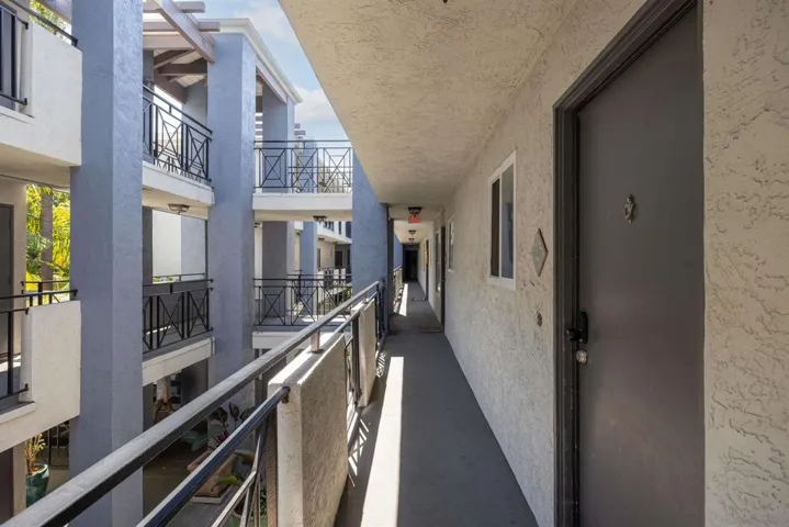 1756 Essex 206, San Diego, California 92103