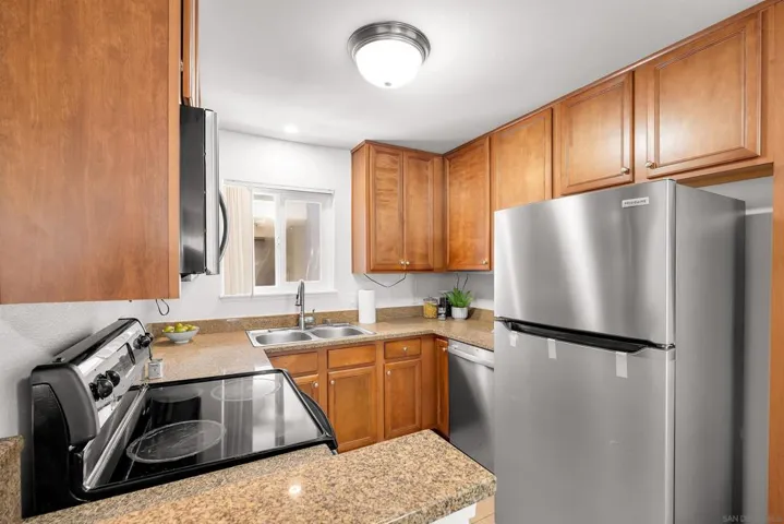 1756 Essex 206, San Diego, California 92103