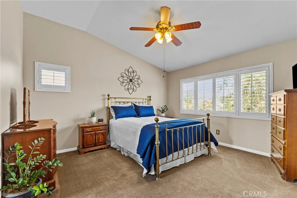 Primary Bedroom (Upstairs)