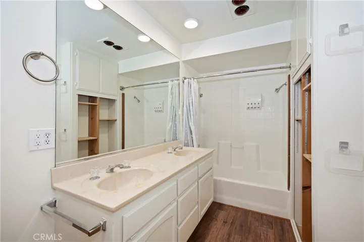Secondary Bath