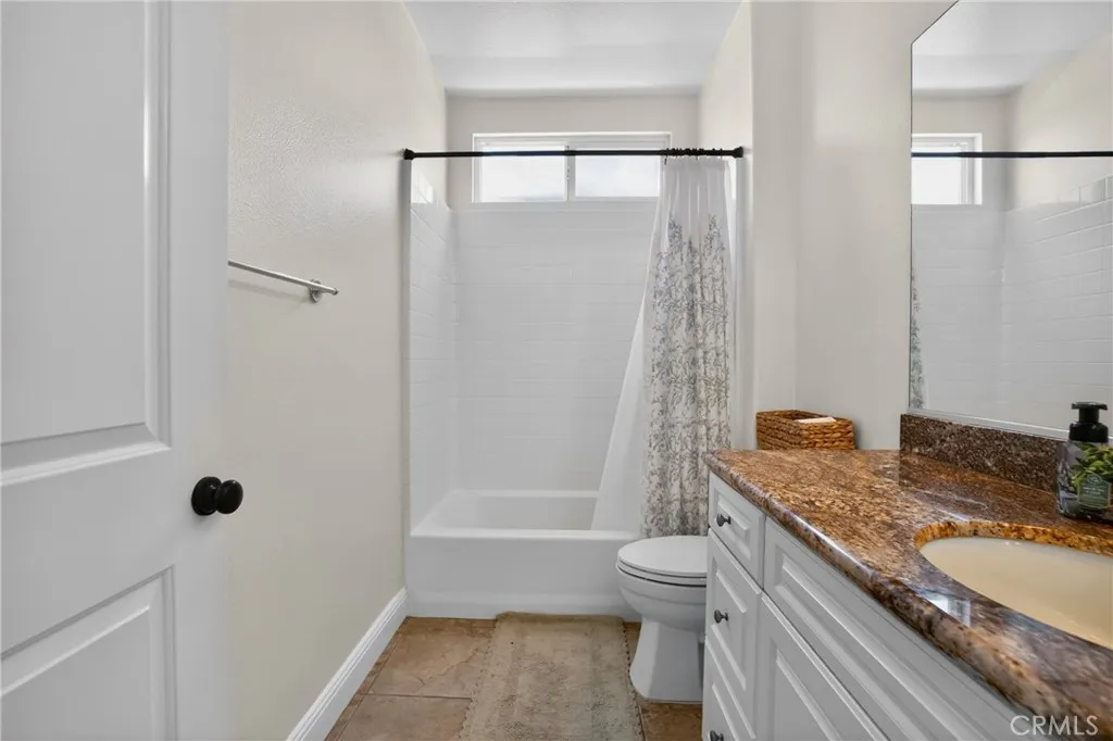 Full Bath On Main