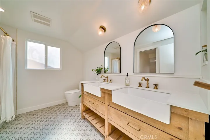 4841 Windsong, La Palma, California 90623
