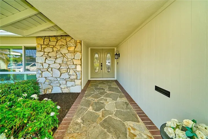 4841 Windsong, La Palma, California 90623