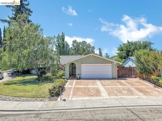 1225 Tarrogana Dr, Tracy, California 95376