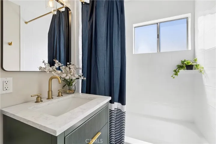 3405 W Brady, Anaheim, California 92804