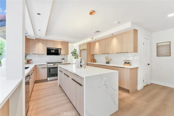 2747 Whippoorwill Drive, Rowland Heights, California 91748