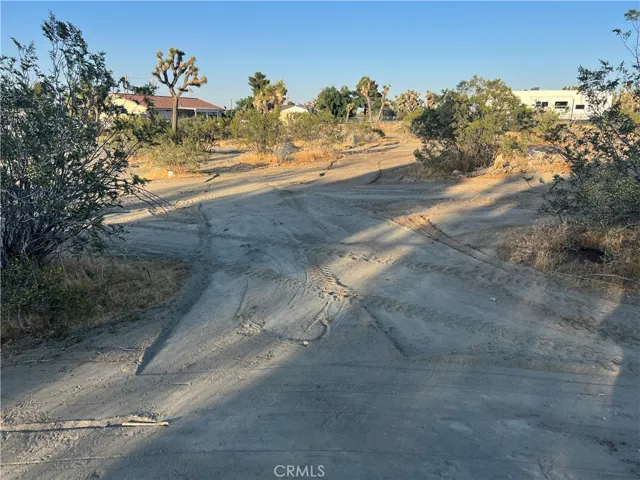2825 Del Rosa, Phelan, California 92371