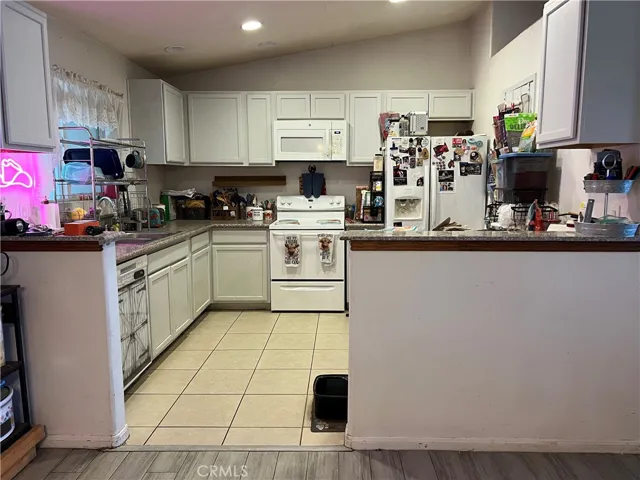 2825 Del Rosa, Phelan, California 92371