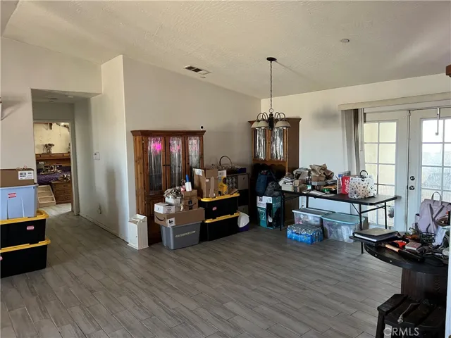 2825 Del Rosa, Phelan, California 92371