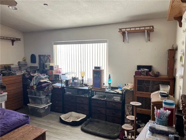 2825 Del Rosa, Phelan, California 92371