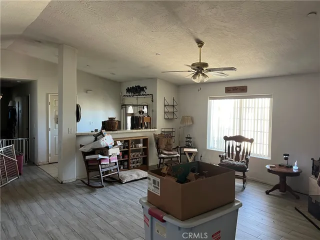 2825 Del Rosa, Phelan, California 92371