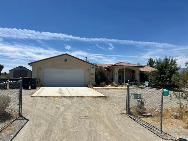 2825 Del Rosa, Phelan, California 92371