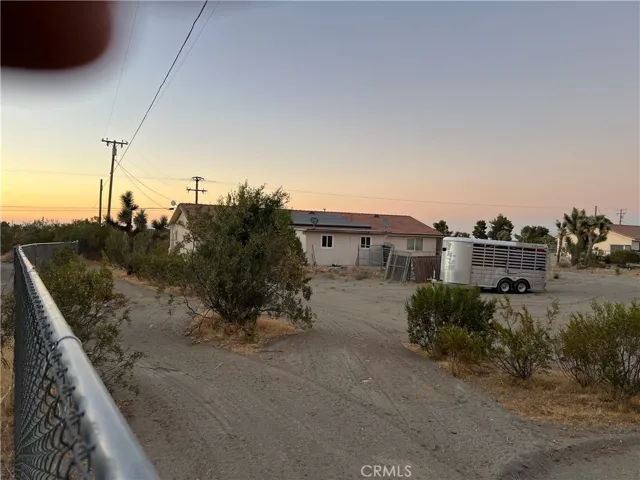 2825 Del Rosa, Phelan, California 92371