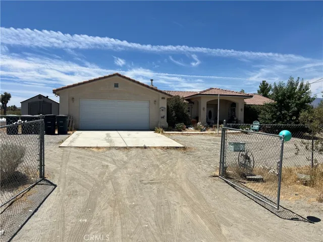 2825 Del Rosa, Phelan, California 92371
