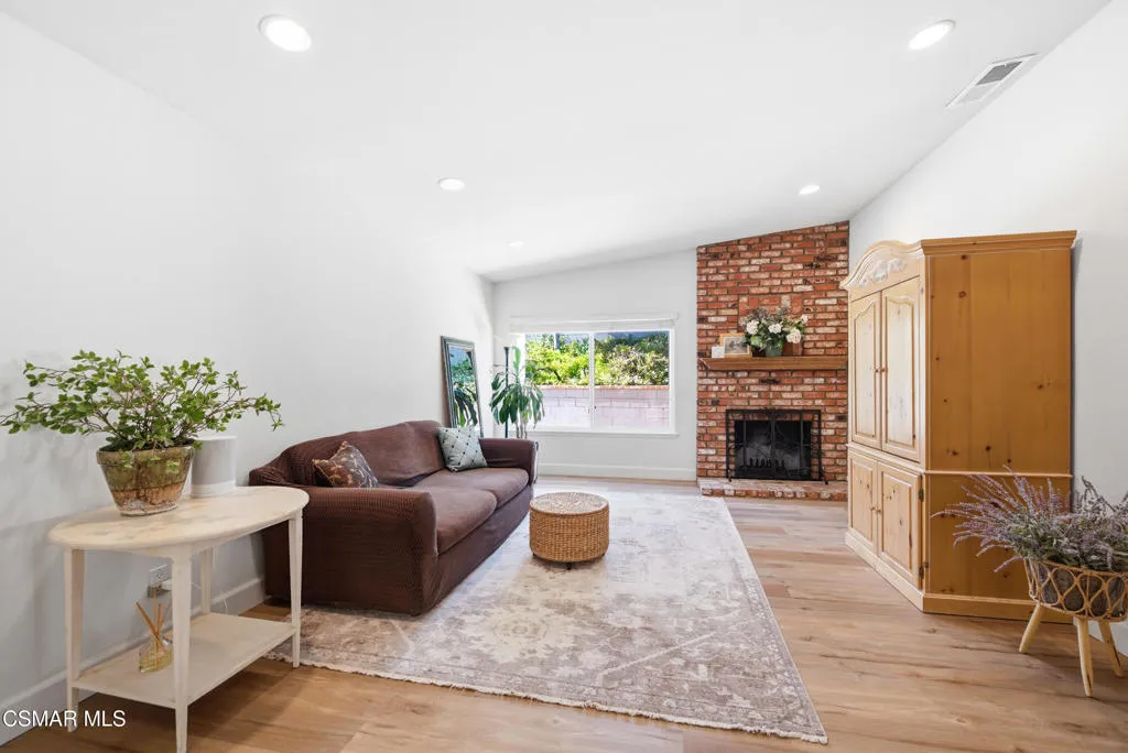 2380 Homewood Ave Simi Valley-10