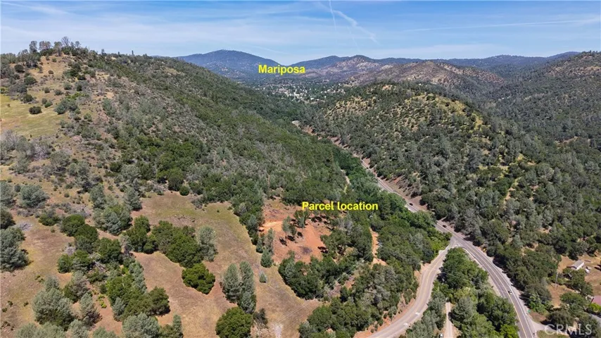 Shows Close Proximity to Town, <1 mile