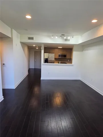 Open floorplan kitchen and living area