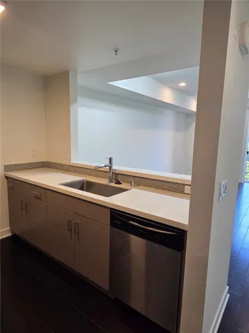 436 S Virgil, Los Angeles, California 90020