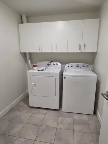 In unit Washer and Dryer