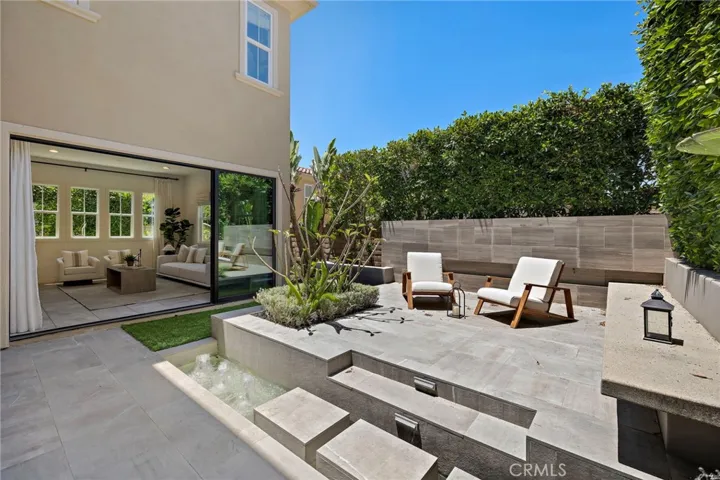 27 Heron, Lake Forest, California 92630
