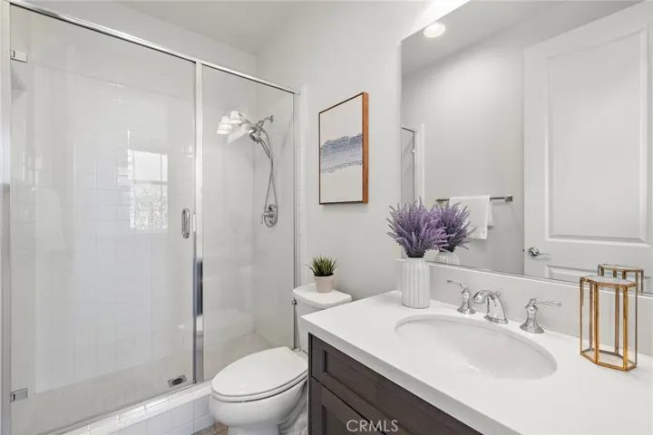 27 Heron, Lake Forest, California 92630