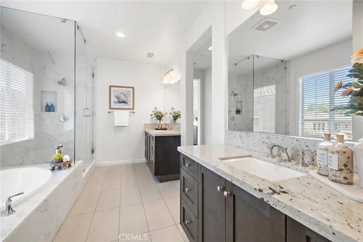 27 Heron, Lake Forest, California 92630