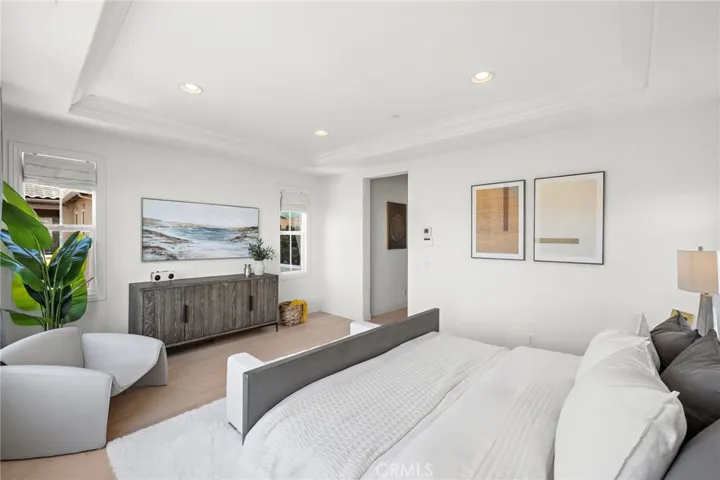 27 Heron, Lake Forest, California 92630