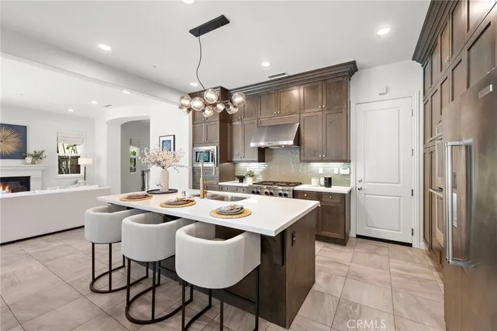 27 Heron, Lake Forest, California 92630