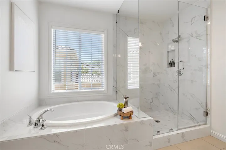 27 Heron, Lake Forest, California 92630