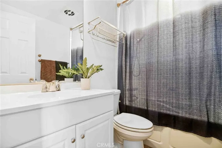 27706 Haxton, Canyon Country, California 91351