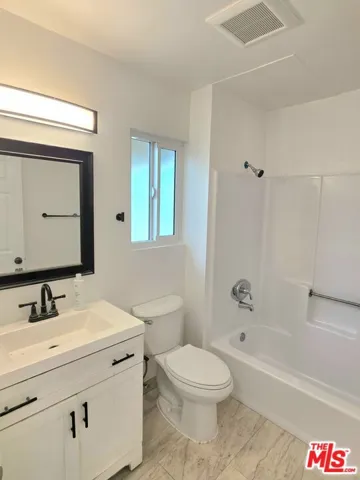 165 N Hamilton Avenue 3, Hemet, California 92543