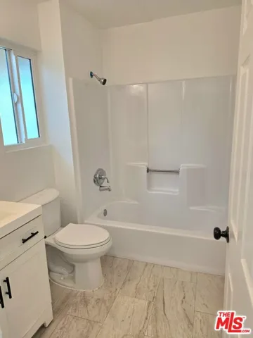 165 N Hamilton Avenue 3, Hemet, California 92543