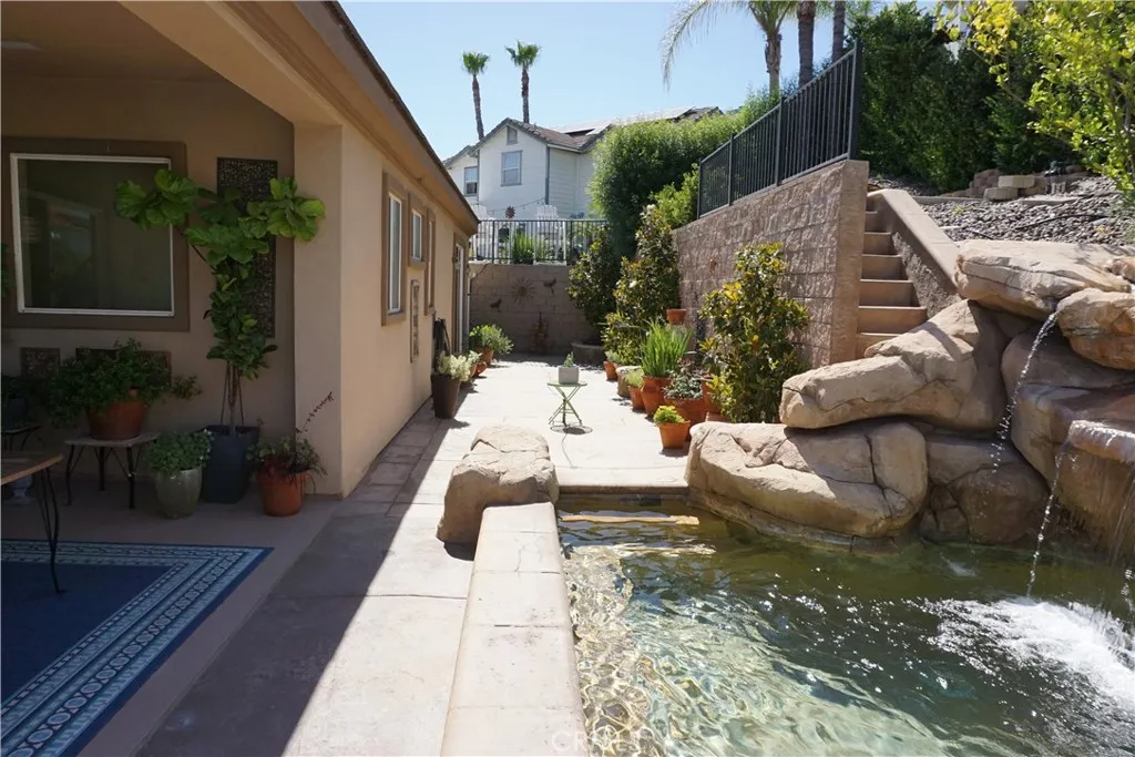 Pool & Patio Pool & Patio