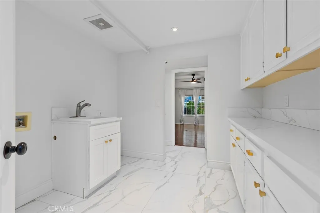 Laundry room first floor