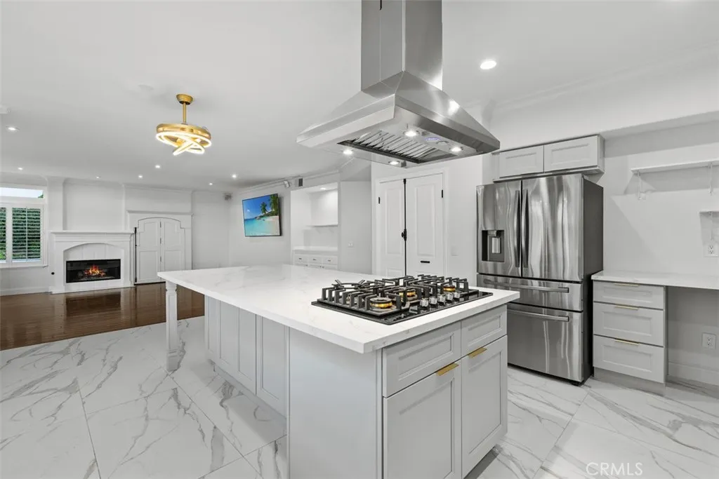 New Remodeled High-End kitchen