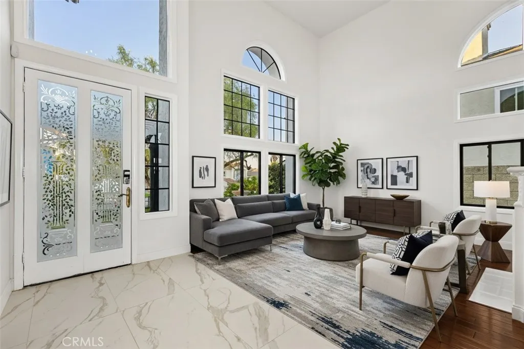Virtually Staged: Formal Living Room