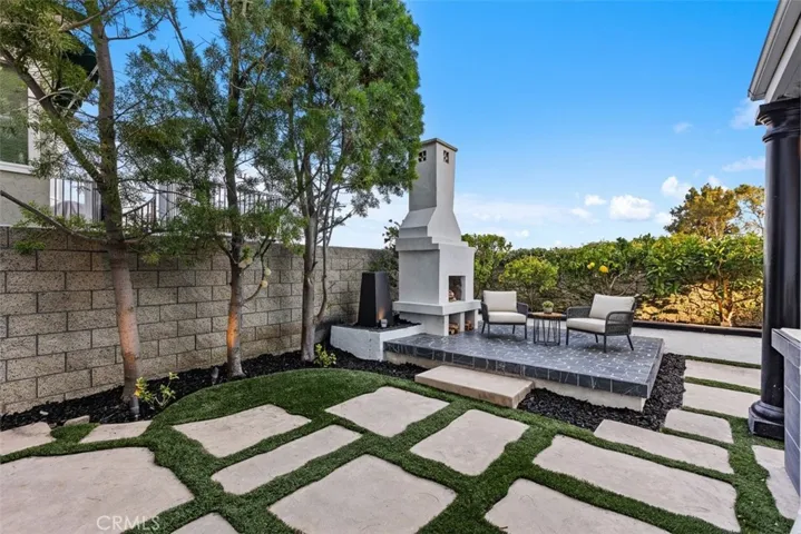 Virtually staged: Low maintenance , high-end backyard made for entertainment