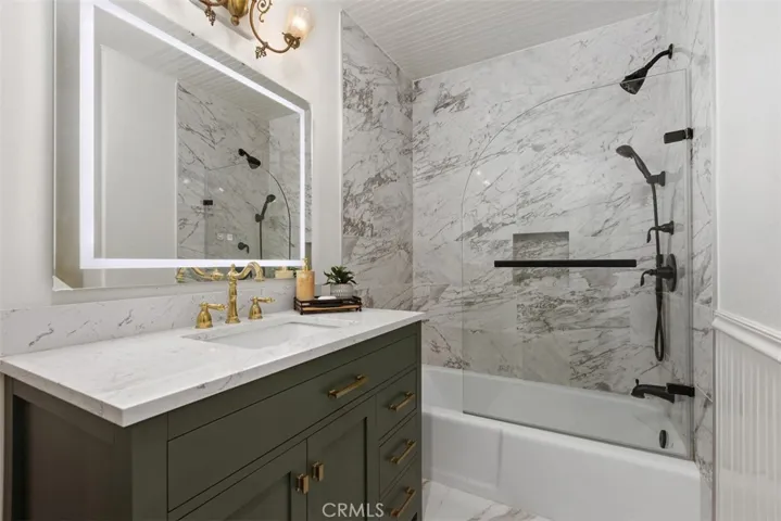 Downstairs remodeled full bathroom