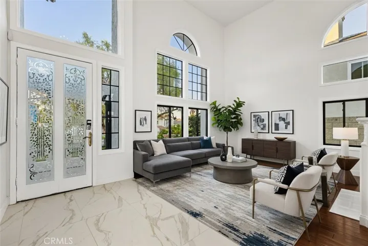 Virtually Staged: Formal Living Room