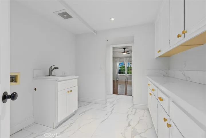 Laundry room first floor