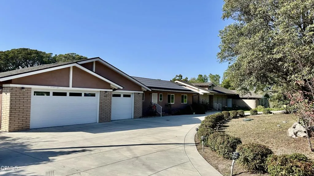 569 Valley Vista Dr front