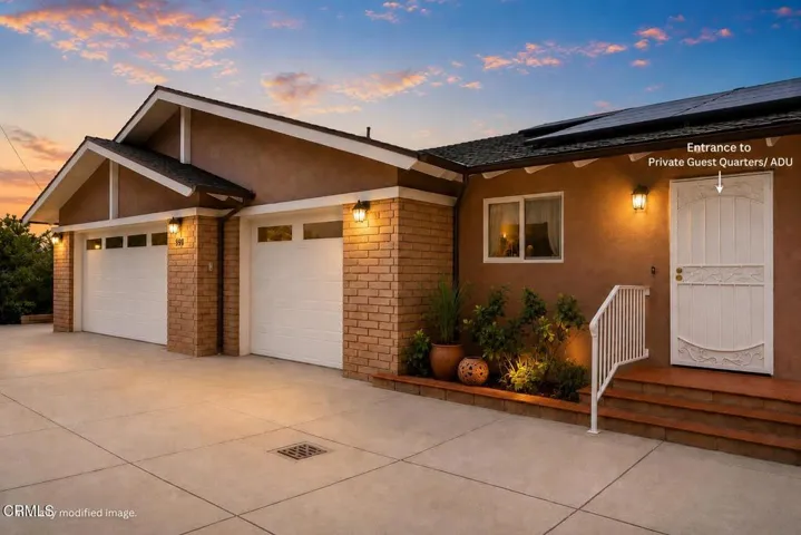 5 EXTERIOR GUEST ENTRY