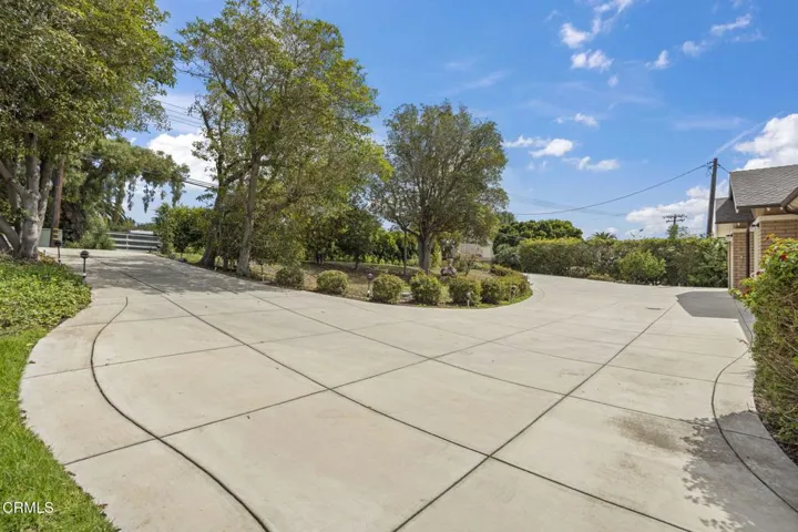 4-Driveway