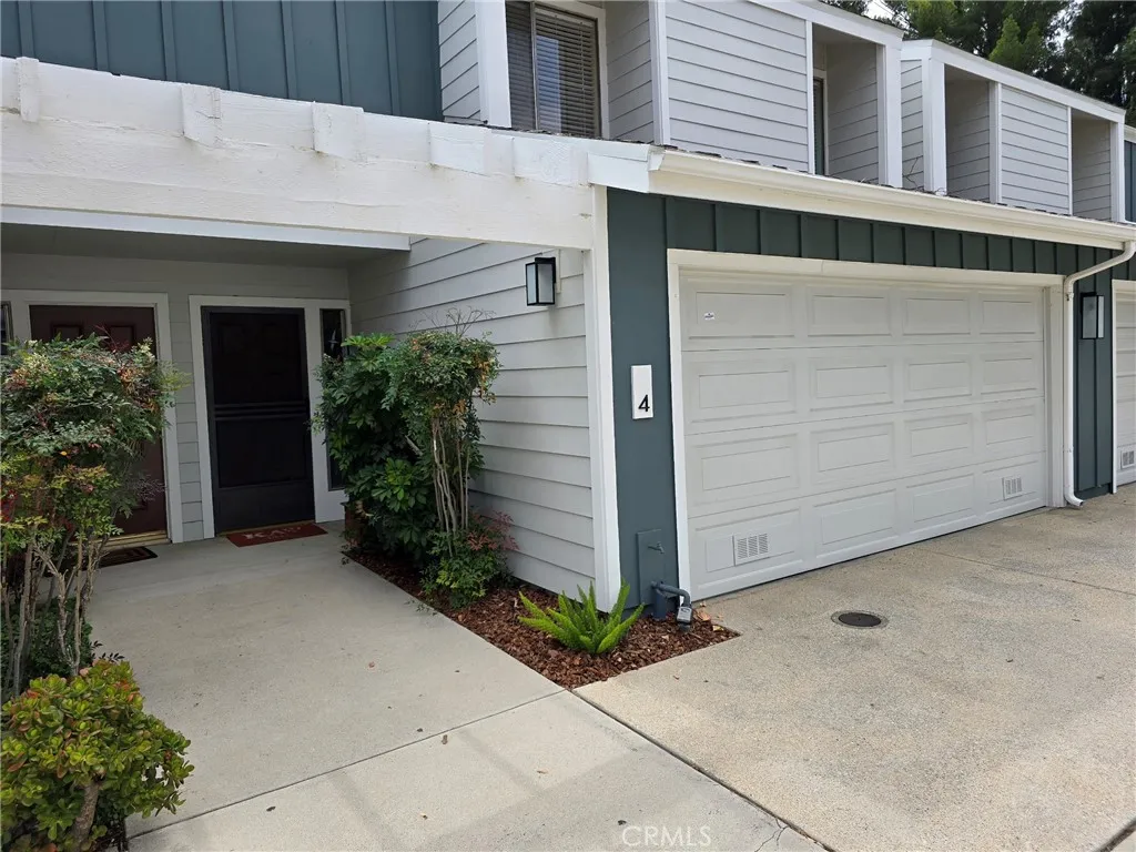 18153 Andrea Cir